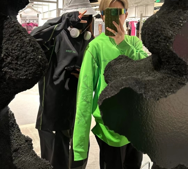 Arc'Teryx System a Capsule Series Long-Sleeve 2023 New Limited Edition Black and Green Long-Sleeve