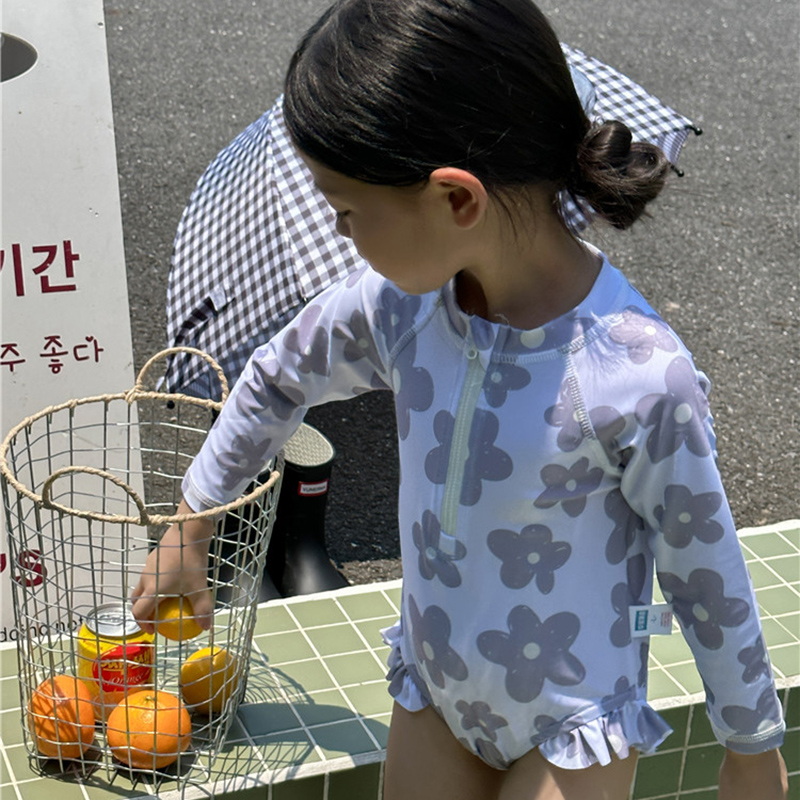 Girl Baby Flowers Children Swimsuit Long Sleeve Sunscreen Sunscreen Flowers Side Swimsuit Holiday Swimming Suit One-piece Swimsuit