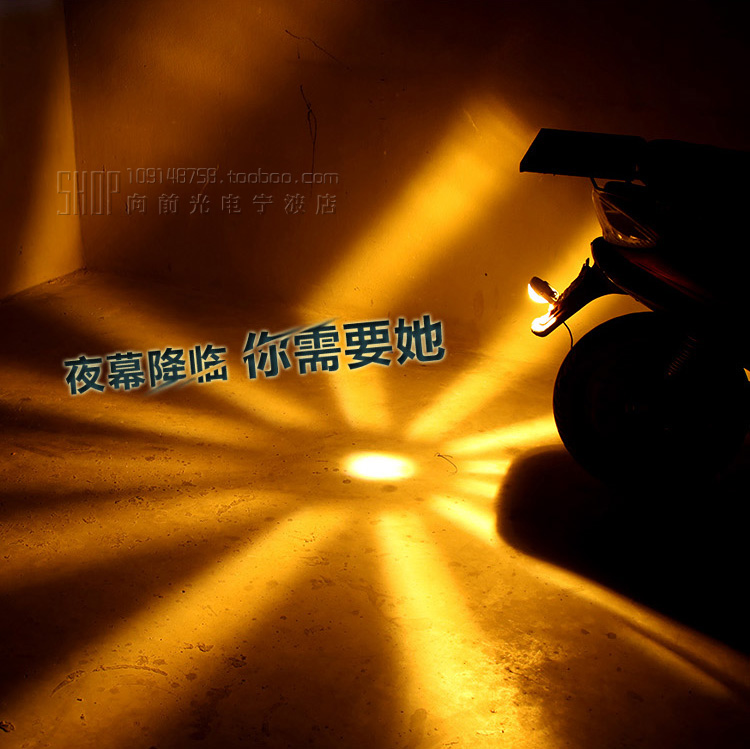 Xe máy sương mù bàn đạp điện xe khung gầm chuyển đổi ánh sáng đèn led chống đuôi phanh đèn giấy phép trang trí đèn đèn xi nhan xe máy loại tốt