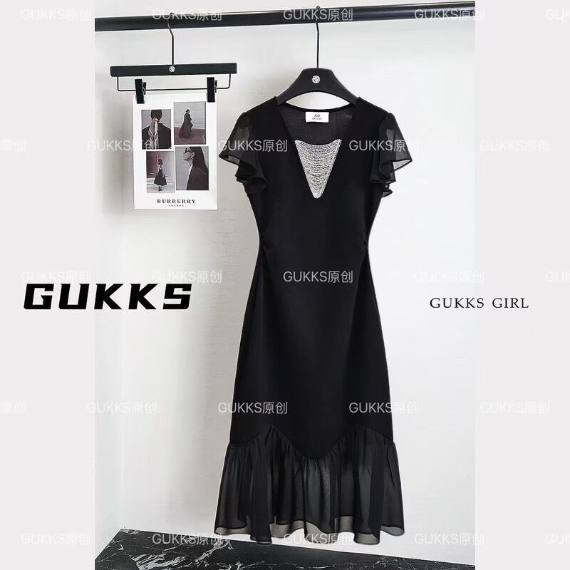 Gukks/2026 High-End Heavy-Duty Full Diamond Embellished V-Neck Mature and Elegant Fishtail Light Luxury Dress Gk1065