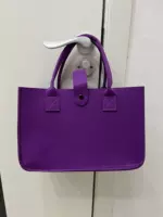 Толстый мультфильм без карты темно -фиолетовый