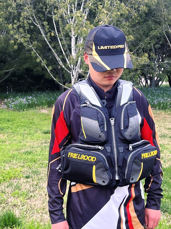 2026 New Model Rock Fishing Life Jacket Buoyancy Vest Sea Fishing Life Jacket