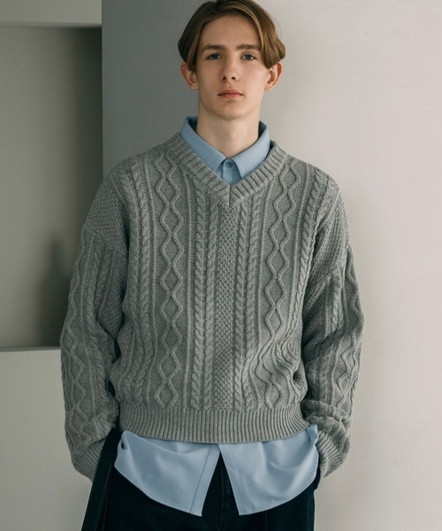Japanese Niche Designer Brand V-Neck Cable Knit Short Pullover Sweater