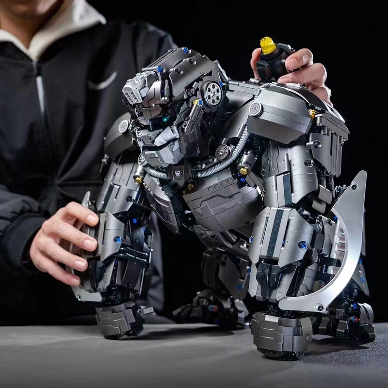Guli's New Hot-Selling Building Blocks: Super Transforming Warriors, Captain Gorilla Rising Series, Dark Optimus Mecha