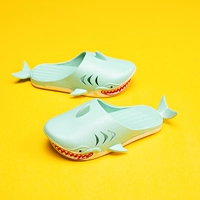 Зеленая акула, семейный стиль