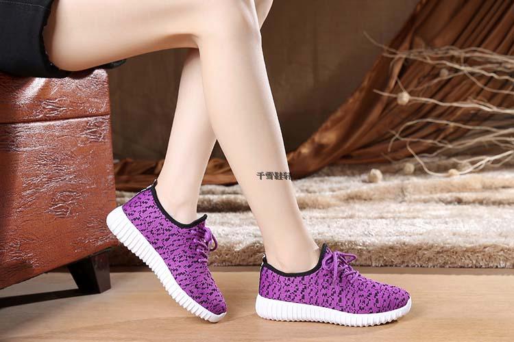 Giày net mới tuổi Bắc Kinh của phụ nữ giày đơn breathable canvas giày thể thao với nhảy vuông chạy non-slip đáy mềm