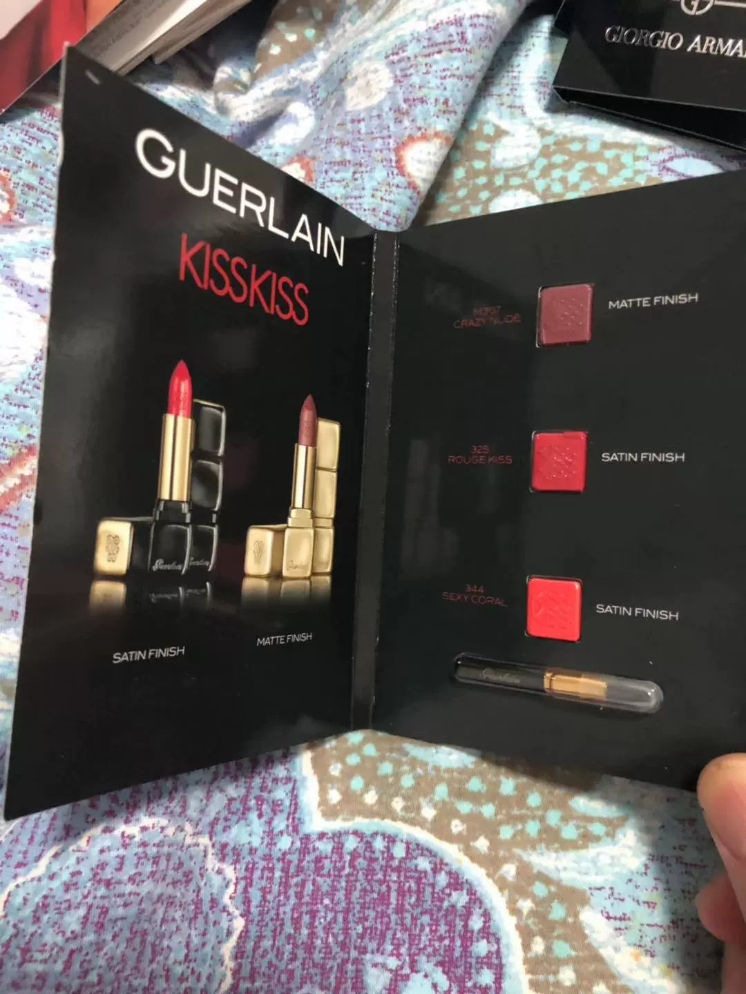 Son môi Guerlain KISSKISS Kiss Lipstick Sample Test Card M307 325 344 kèm cọ môi - Son môi