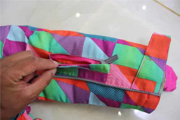 Bộ đồ trượt tuyết cho trẻ em 2017 không thấm nước dày cho bé trai và bé gái áo khoác gió lining