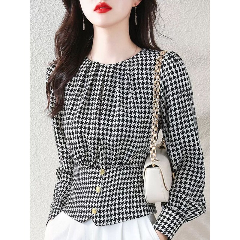 Chanel-Style Houndstooth Pullover Shirt for Women, 2025 Spring New Design, Fashionable, Waist-Cinching, Slimming, Unique Shirt Chanel-Style Houndstooth Pullover Shirt for Women, 2025 Spring New Design, Fashionable, Waist-Cinching, Slimming, Unique Shirt