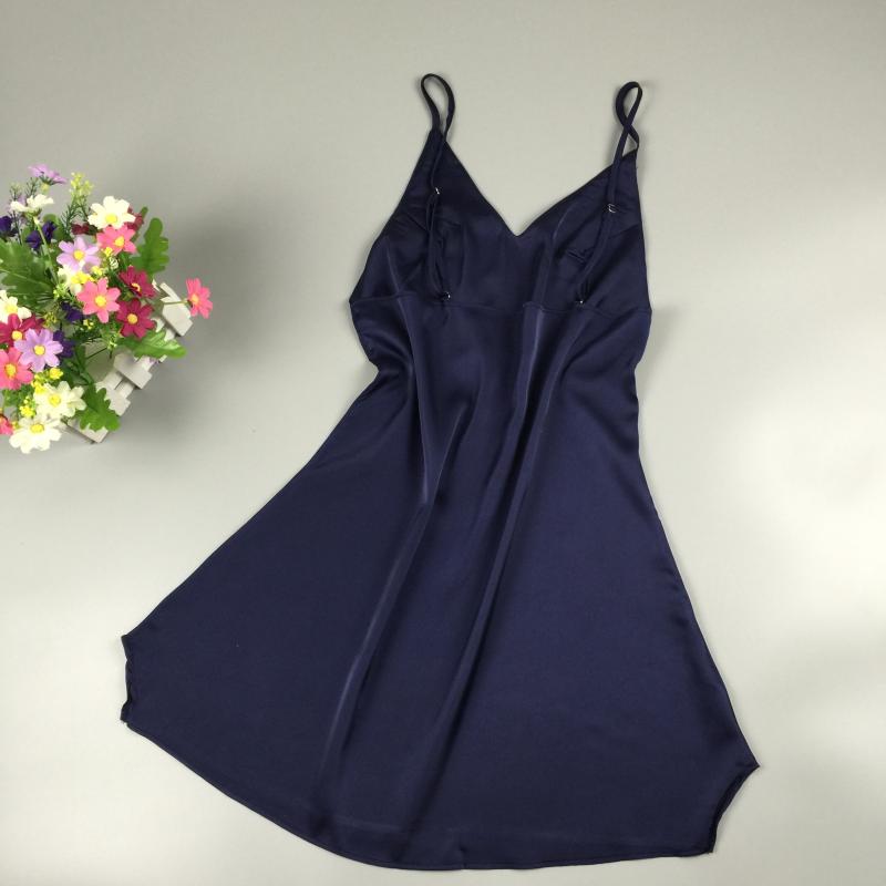 Váy ngủ cúp ngực gợi cảm ren nữ size lớn mùa đông backless Hàn Quốc phiên bản hè mỏng lụa V-cổ váy ngắn mùa thu dễ thương đầm nữ de thương