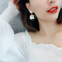 South Korea East Gate cold wind shell metal geometric earrings earrings earrings earrings earrings earrings earrings without earrings
