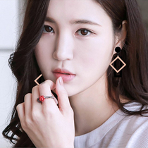 Face thin earrings female Korean new long temperament earrings Net Red fashion all-around ear clip earrings