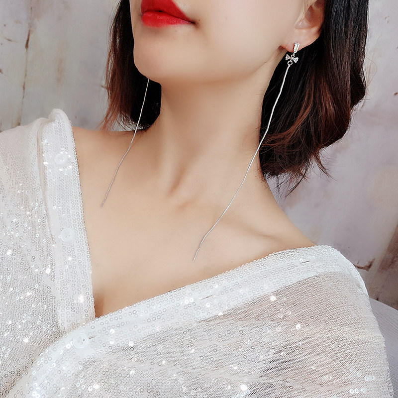 Temperament super long lady earrings face thin tassel earrings Korean hipster personality ear clip without ear hole earrings female