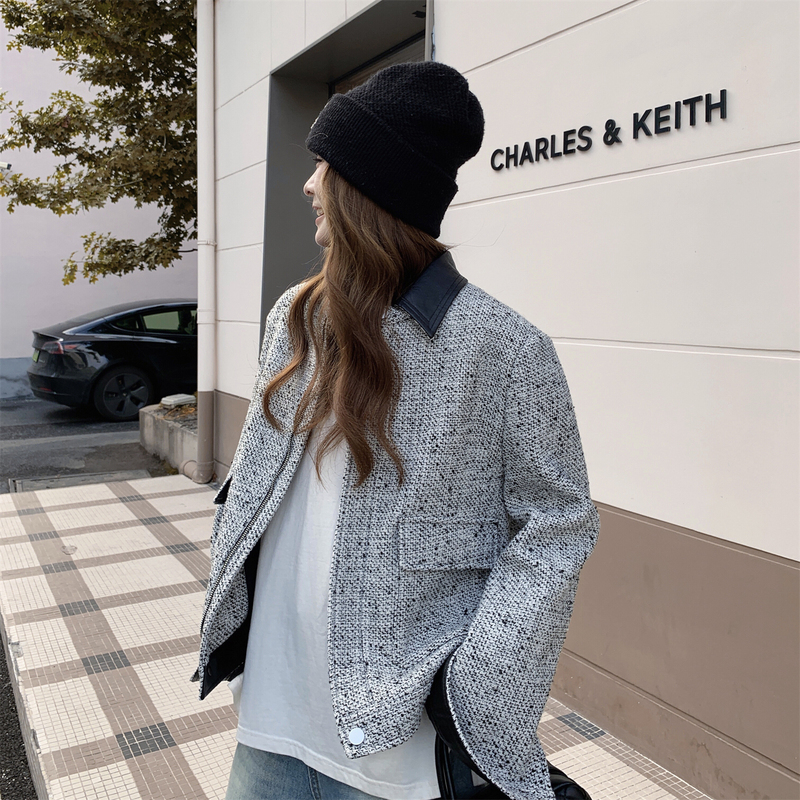 Tweed Style Black and White Tweed Jacket for Women, Spring 2026 New Korean Style Patchwork Leather Collar Loose Retro Jacket