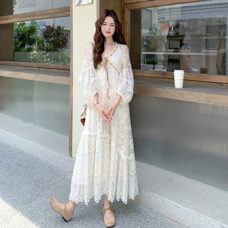 Design Is Super Fairy-Like, Romantic, with Heavy Craftsmanship, Unique Lace, French-Style Dress, New Autumn Style, Elegant Goddess Style, Light Luxury Long Dress
