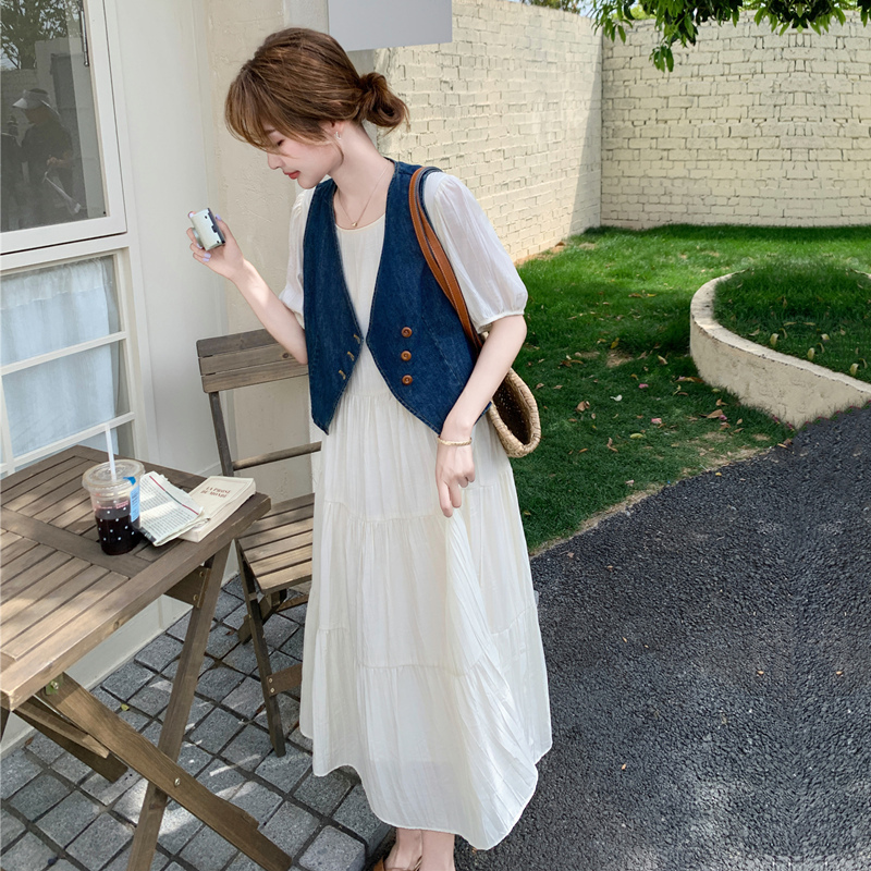 Casual Slimming Fashionable Vest Two-Piece Dress for Women, New Summer Style, Gentle Style, Puff Sleeves, White Long Skirt