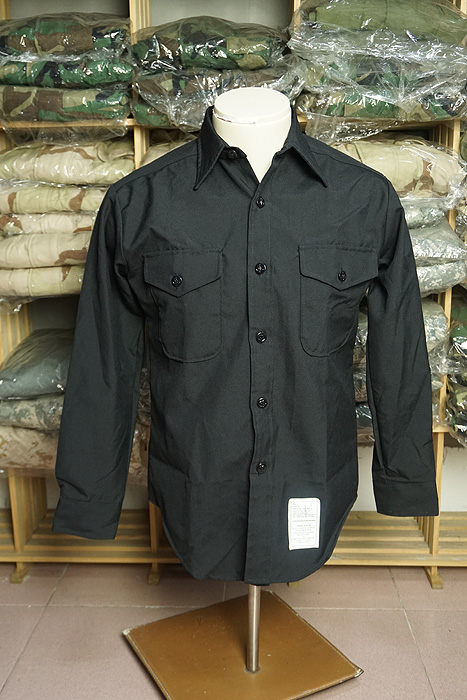 (New American public hair old stock)Black wool blend navy top