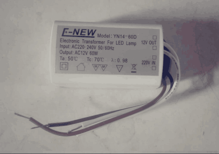 12VLED special transformer G4 lamp bead LED lamp cup constant pressure transformer 220V transformer AC12V60w