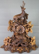 Antique clock of Western Antique Clock of the Black Forest Carving Clock of Germany Antique - seat clock