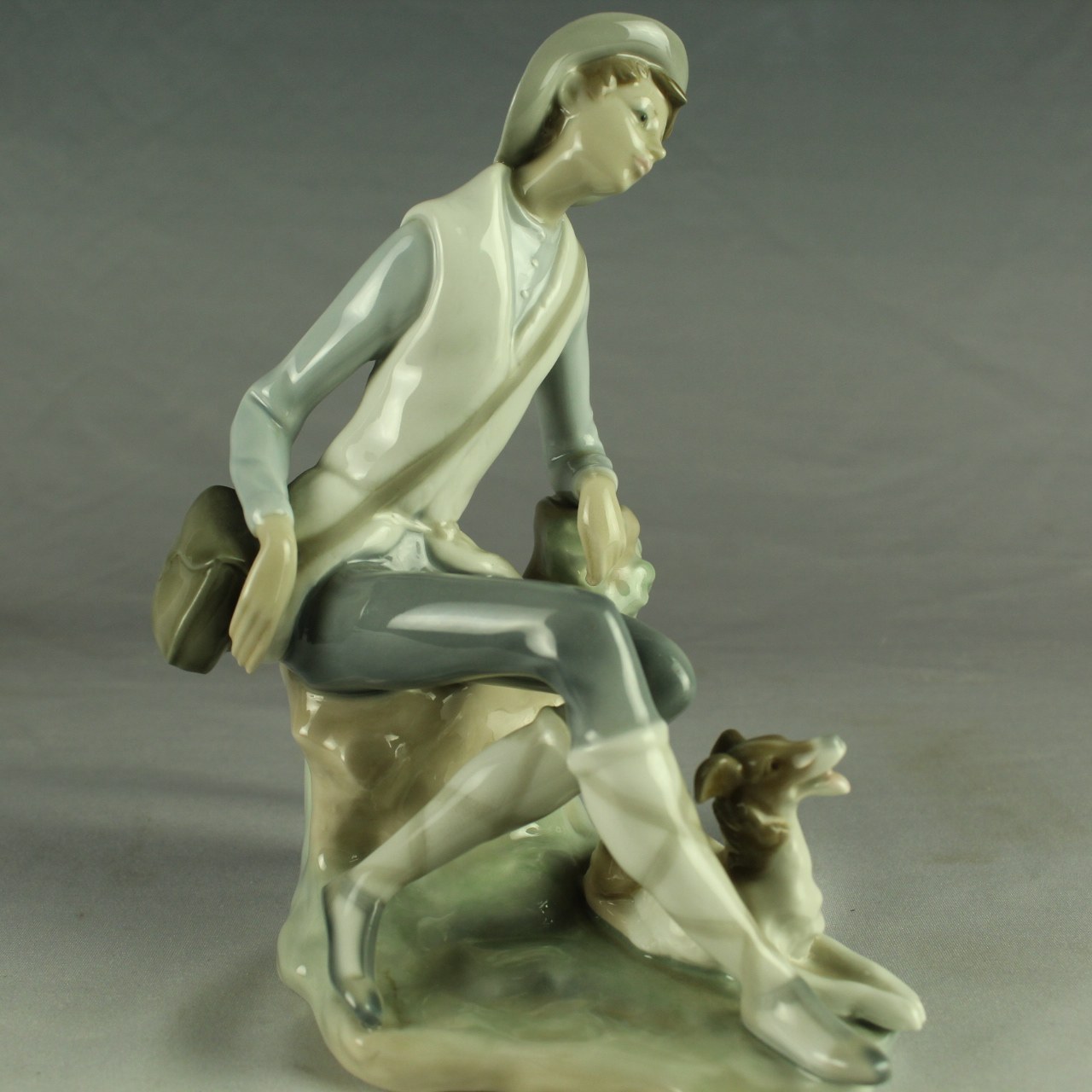 Real Lions Castle Western Antiques 70s Original Factory Spain Elegant Porcelain Occasional European Antique Western Antiques