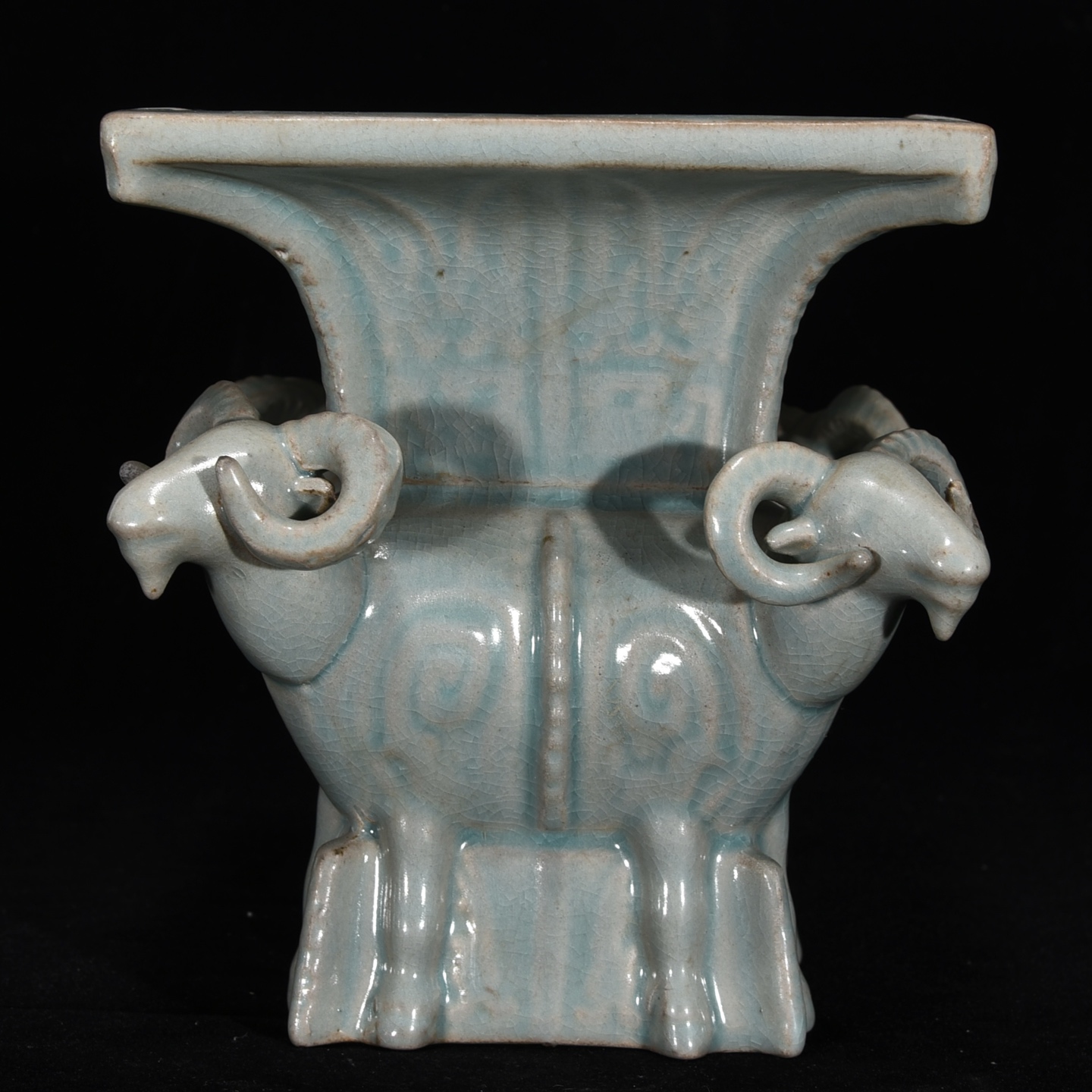 宋時代 汝窯 古陶瓷器 故宮の製品 宋時代 時代物 汝窯 銘刻 鳳調雨順紋 葵口