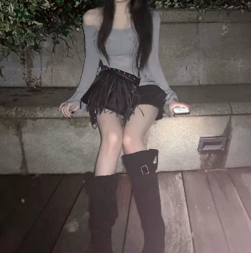 Панк-девчонка, старая, старая, юбка-юбка с тремя слоями