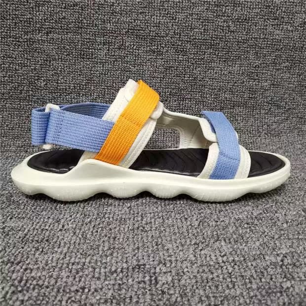 Dép Anta Nữ 2019 Mùa hè Mới Velcro Casual Giày đi biển nhẹ nhàng 12926908 - Giày thể thao / sandles xăng đan nam