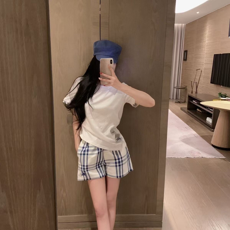 Italian European Goods, New Summer Style, Pure Cotton Short-Sleeved Tops, T-Shirts, Plaid Shorts, Slimming Suits, Two-Piece Casual Suits Italian European Goods, New Summer Style, Pure Cotton Short-Sleeved Tops, T-Shirts, Plaid Shorts, Slimming Suits, Two-Piece Casual Suits