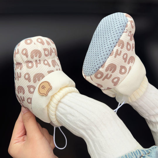 秋冬季婴儿鞋子0-1岁新生儿加绒加厚保暖不掉跟鞋袜软底学步棉鞋