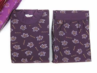 Темно -фиолетовый кленовый лист