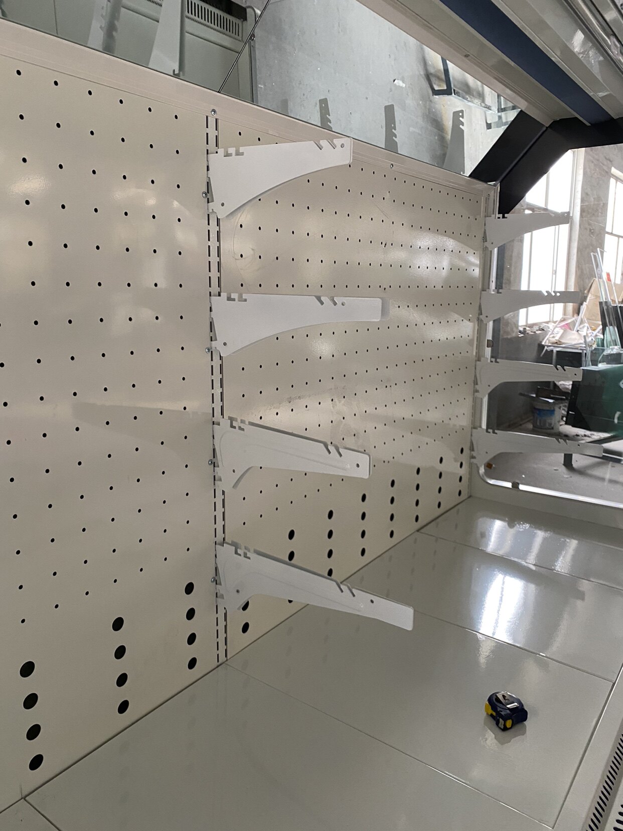 Wind curtain cabinet laminate display cabinet accessories laminate holder according to laminate width order thermostat monitor