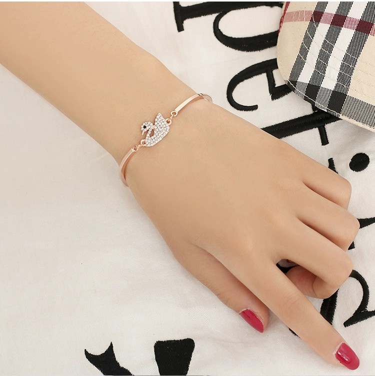Thời trang vòng tay pha lê zircon nữ phiên bản Hàn Quốc của tính cách đơn giản tính khí hoang dã vòng tay sinh viên Sen vòng tay trang sức
