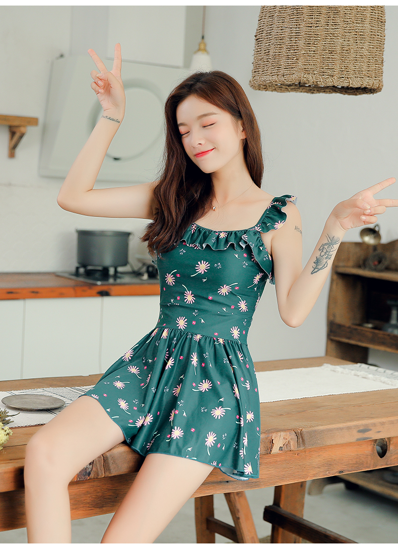 Áo tắm nữ bảo thủ giảm béo bụng gợi cảm cho nữ sinh viên Hàn Quốc Váy một mảnh hot xuân 2019 mới đồ bơi cỡ lớn - Bộ đồ bơi One Piece bộ đồ bơi nữ liền thân	
