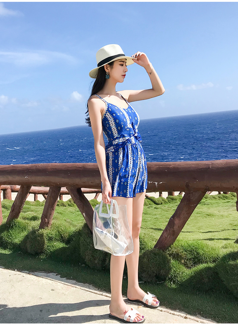 Áo tắm nữ liền kề bảo thủ góc phẳng giảm béo bụng nhỏ ngực tụ tập sinh viên Hàn Quốc suối nước nóng nhỏ nước hoa đồ bơi - Bộ đồ bơi One Piece đồ bơi liền thân nữ