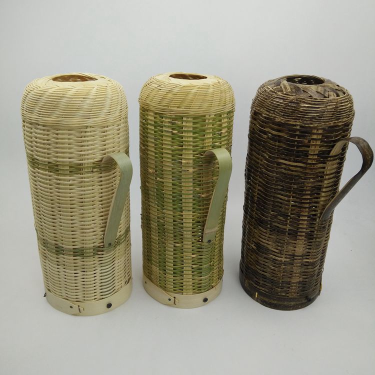 Bamboo-made hot water bottle cover Bamboo water bottle shell Slanted Open Water Bottle Shell Classic Antique Kettle Housing Hand Woven Bamboo Products