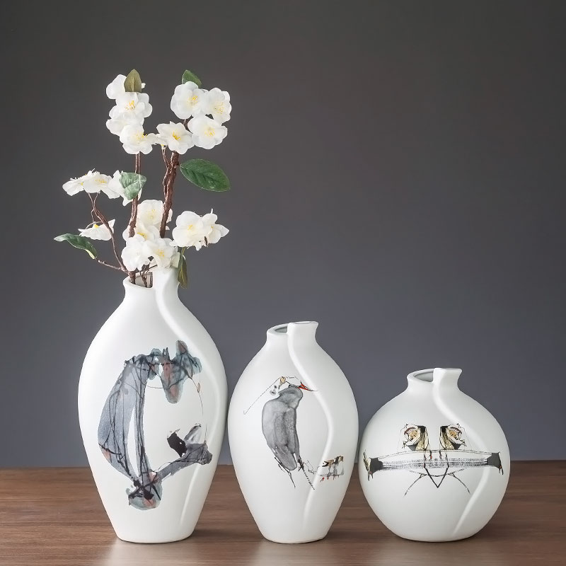 Vase furnishing articles sitting room flower arranging jingdezhen China creative wind white hand - made desktop porcelain contracted household decoration