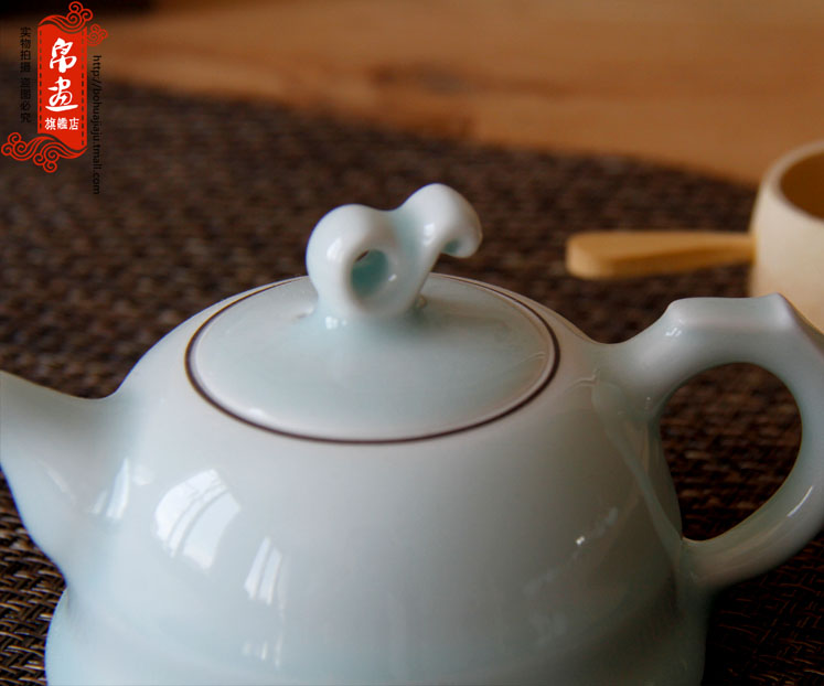 Clearance of jingdezhen ceramic mini huai single pot of tea pot porcelain teapot kung fu tea pot single pot