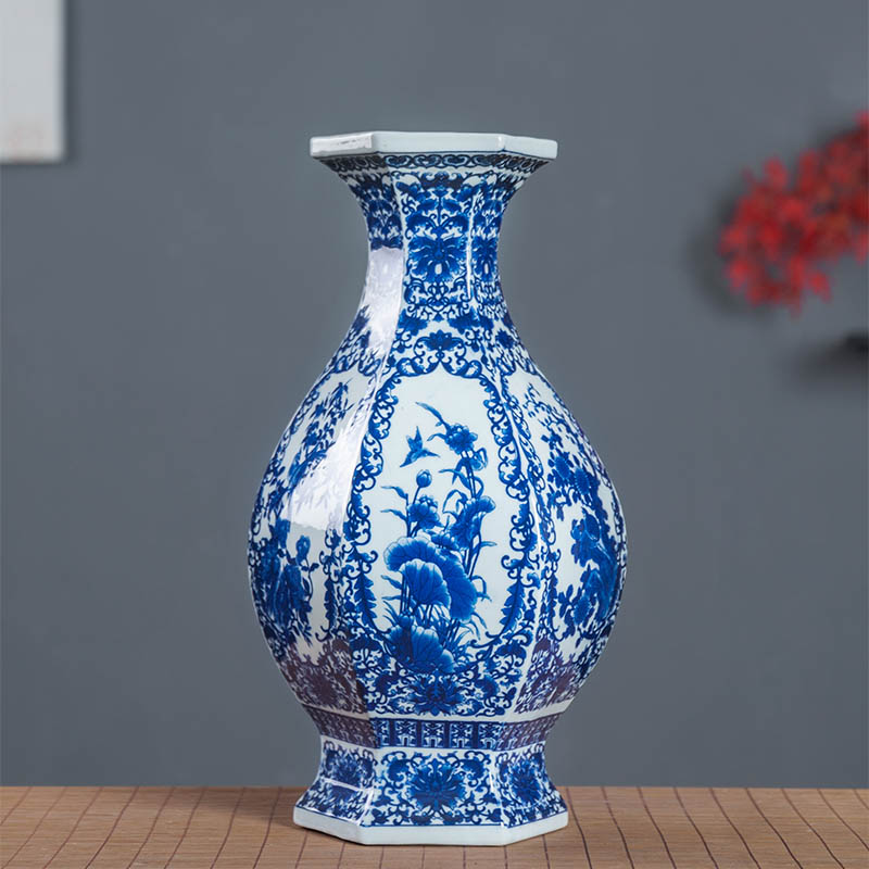 New classic modern Chinese jingdezhen porcelain ou flat ceramic blue and white porcelain vase rich ancient frame porch place