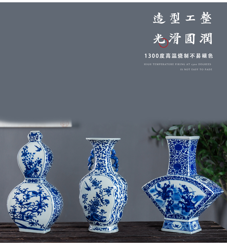 New classical Chinese blue and white ceramics antique vase furnishing articles rich ancient frame wine home sitting room decoration