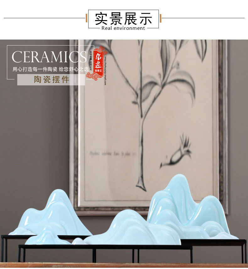 Jingdezhen ceramic furnishing articles yamagata brush pen rack, pen rack manual shadow blue pen hill study decorates the four treasures of the study