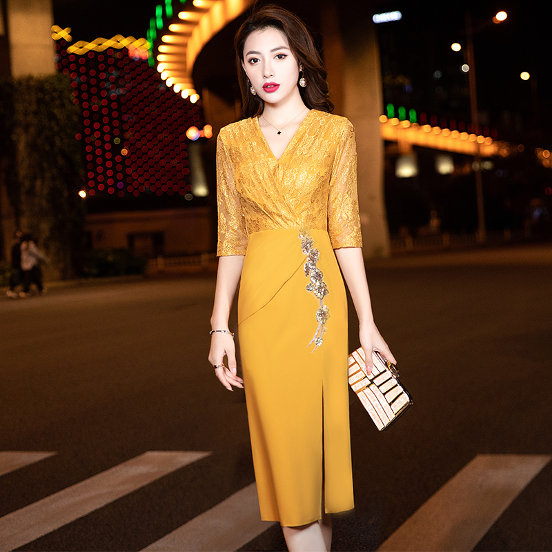 Yellow Evening Dress for Women 2026 New Style Banquet Elegant High-End Light Luxury Niche Sophisticated Slimming Host Dress
