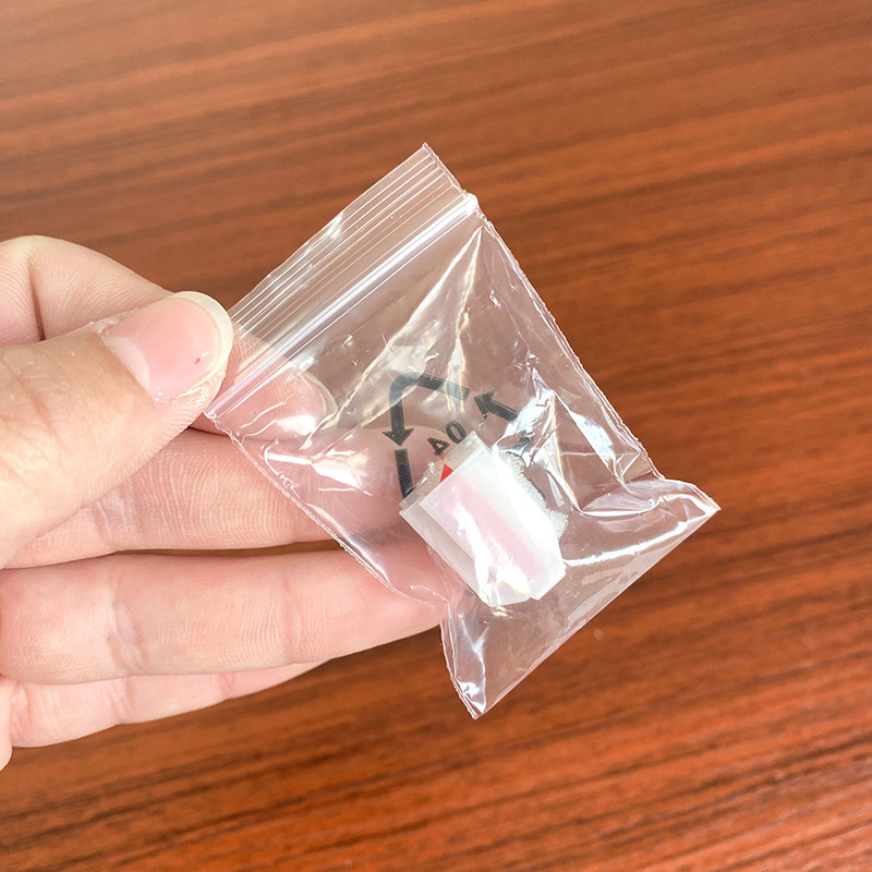 Виниловый проигрыватель 装逼送礼利器！出老美覆古黑胶唱片机3速内置立体声扬声手提箱