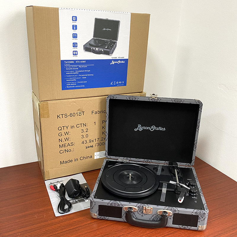 Виниловый проигрыватель 装逼送礼利器！出老美覆古黑胶唱片机3速内置立体声扬声手提箱