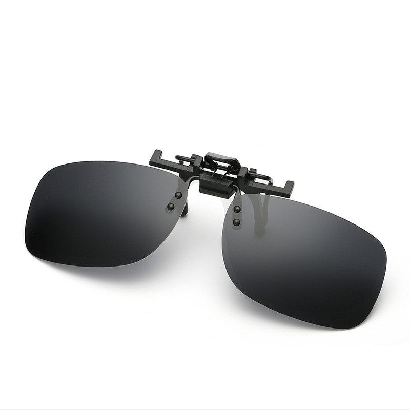 Polarized sunglasses clip-on sunglasses myopic eyes driving night vision driving fishing glasses men's and women's clip lenses