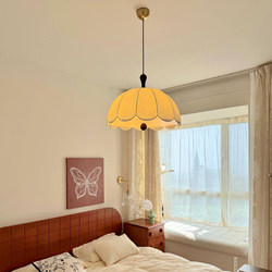 French Mid-Century Style Nanyang Chandelier, Spring Dawn Bedroom Lamp, American Retro Study Room Living Room Creative Fabric Flower Lamp