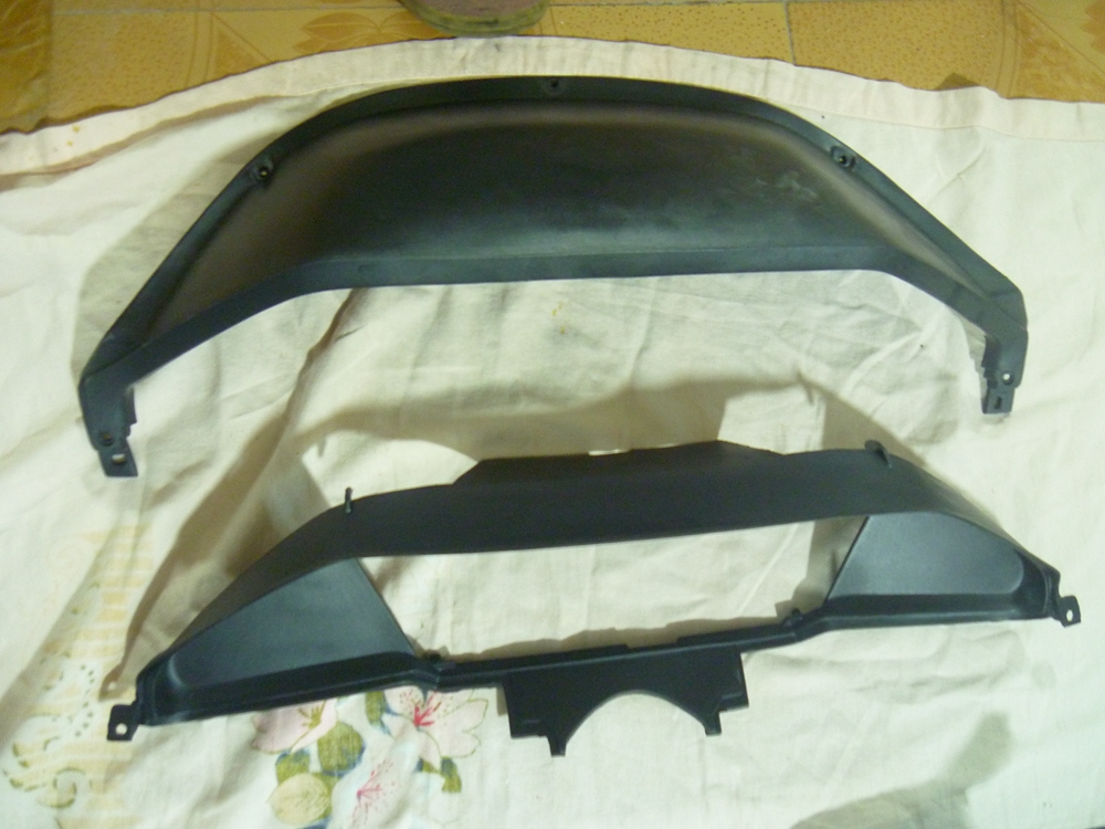 Suitable for Chunfeng Dayang Honda CN250 big ship CF150PP shell instrument upper and lower shell