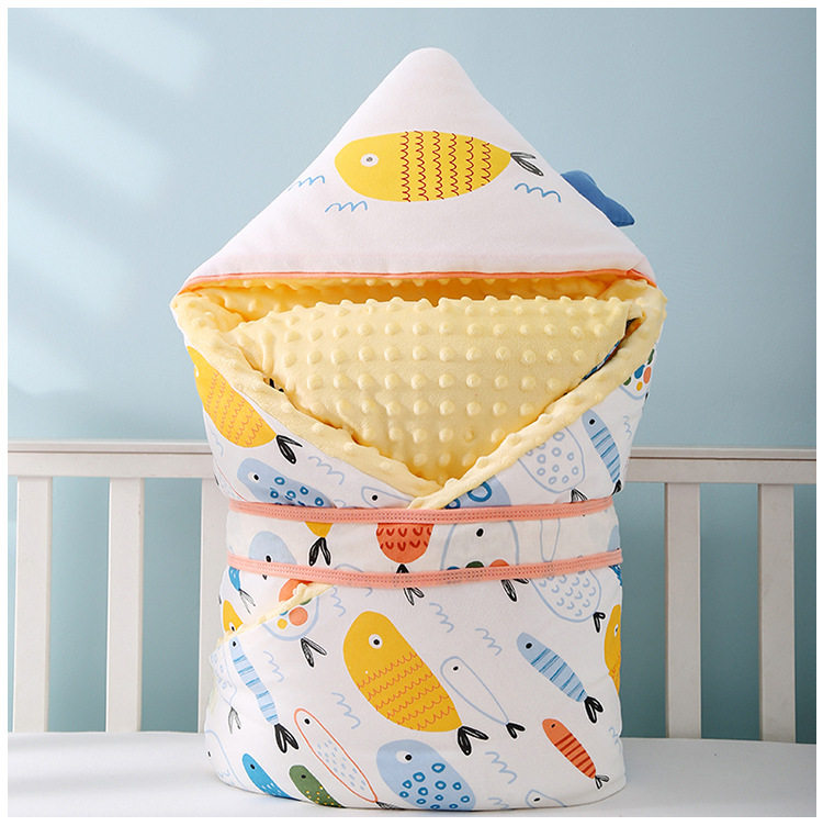 Blanket quilt baby autumn and winter thickened peas hug quilt newborn hug quilt newborn baby blanket hug quilt in November and February