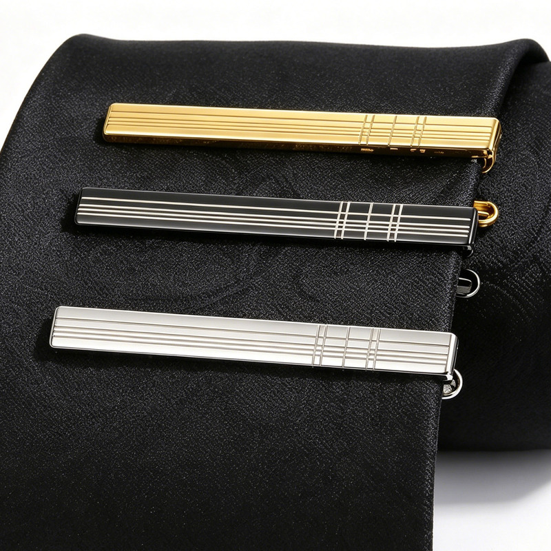Tie Clip for Men, High-End Business Style, Silver and Gold Grid Line Design, Unique Niche Design, Suitable for Work and Groom Tie Clip for Men, High-End Business Style, Silver and Gold Grid Line Design, Unique Niche Design, Suitable for Work and Groom