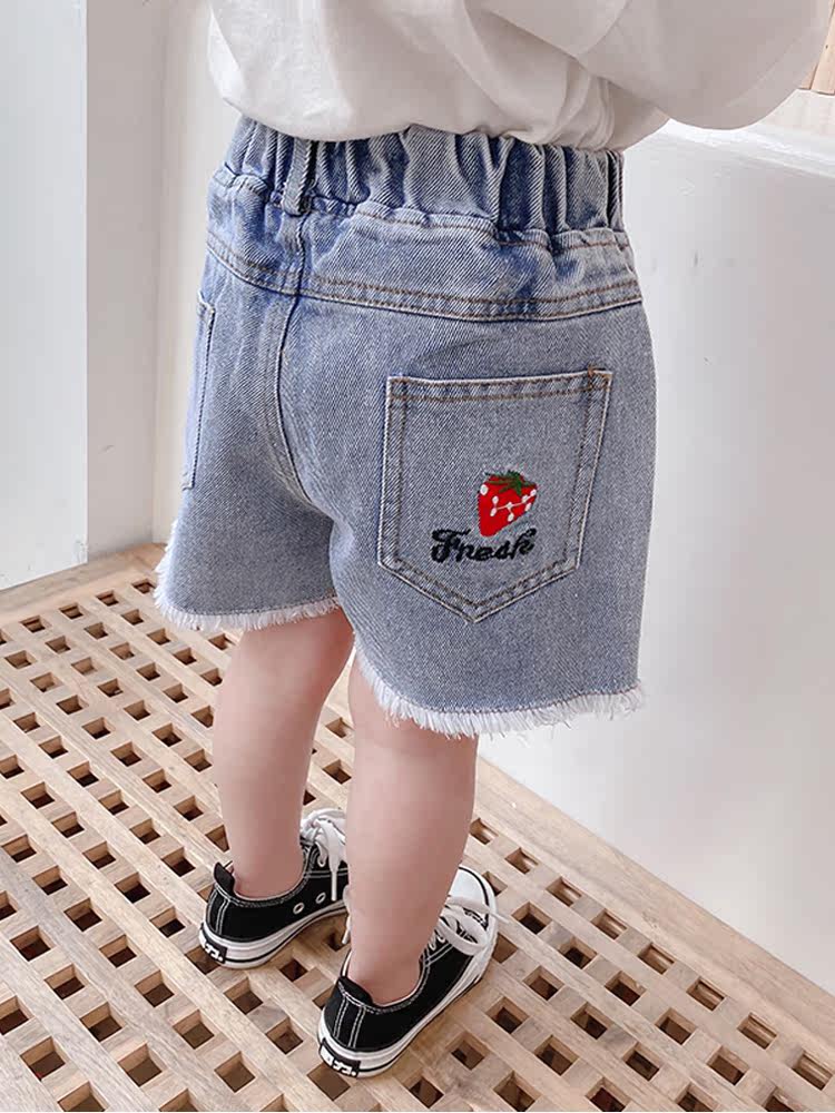 Women's children's pants 2021 summer new 1 year old 2 baby 3 loose 4 thin section hole straight tube soft denim shorts