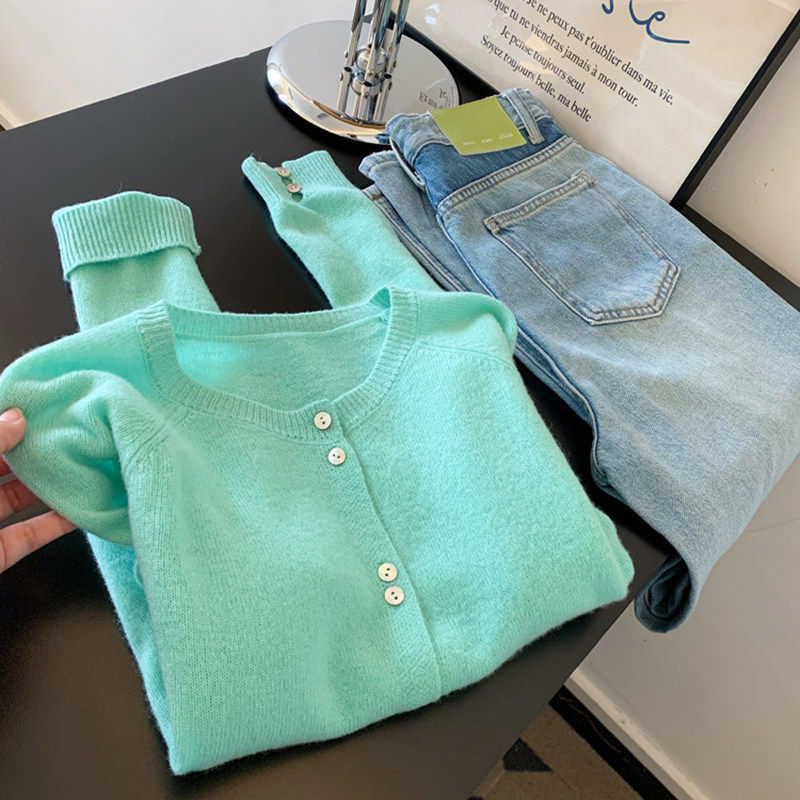 Extra Large Size Mint Green Knitted Cardigan Spring and Autumn Sweater Coat Thin Style Women's Loose Fit Slimming Versatile Outerwear